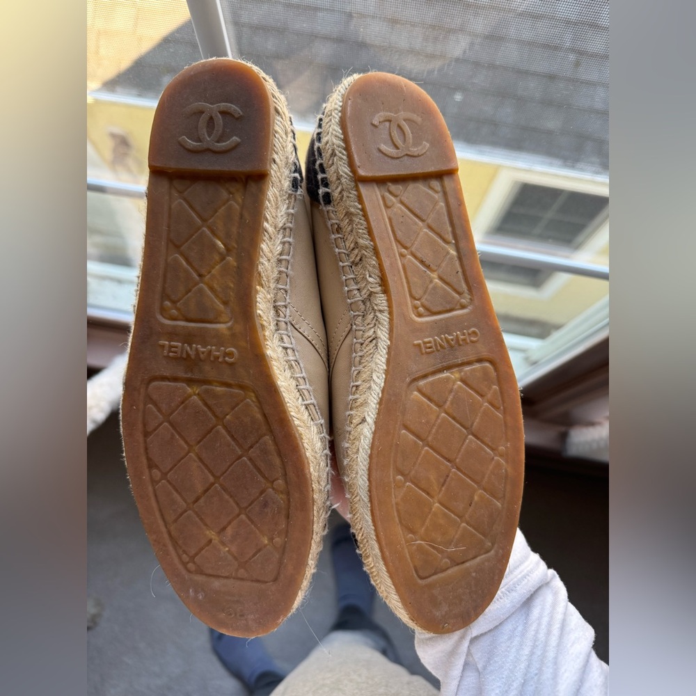 CHANEL Beige and Black Espadrilles - Picture 6 of 6